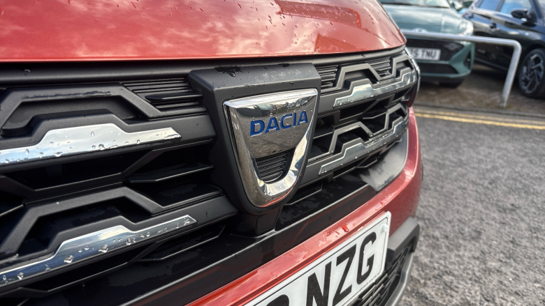 Dacia Jogger 1.0 TCe Extreme SE 5dr Petrol Estate